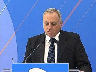 DEMOKRATET AKUZOJNE QEVERINE SE MJEKIMI “FALAS” NUK ESHTE RISI POR MASHTRIM LAJM