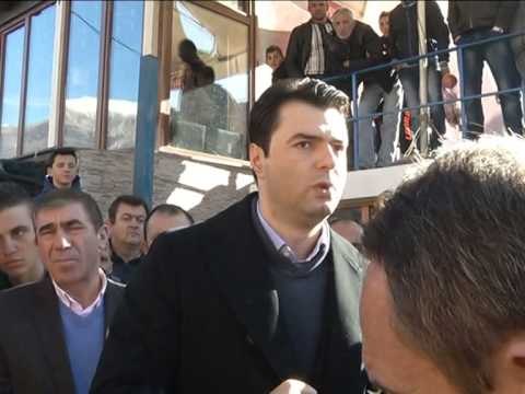 KRYETARI I PD LULZIM BASHA NE DIBER AKUZON QEVERINE SE KA BRAKTISUR SHQIPTARET LAJM