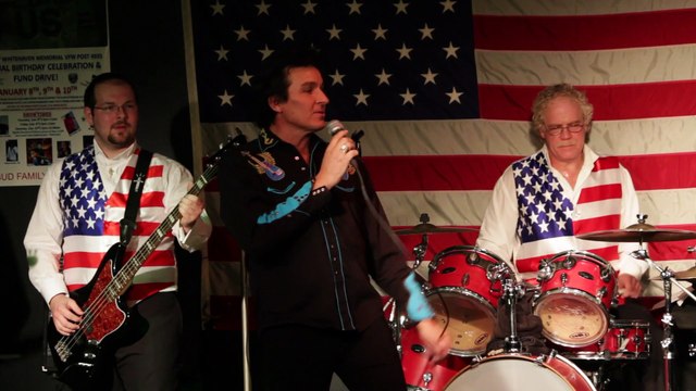 Todd Herendeen sings 'Great Balls Of Fire' Elvis Presley Memorial VFW 2015