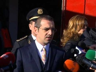 KRYEMINISTRI RAMA TAKON ZJARRFIKESIT, INAGURON AMBJENTET ME LOJE PING PONGU LAJM