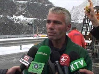 DEBORA MBULON GJITHE VERIUN E VENDIT,PASTROHEN RRUGET,KERKOHET PERDORIMI I ZINXHIREVE LAJM