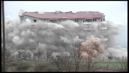 INUK SHEMB ME TRITOL NJE OBJEKT 7-KATESH