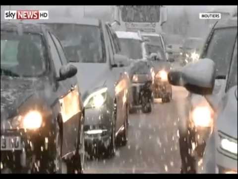 MOT I KEQ NE TE GJITHE EUROPEN DEBORA DHE NGRICAT BLLOKOJNE MIJERA PERSONA LAJM