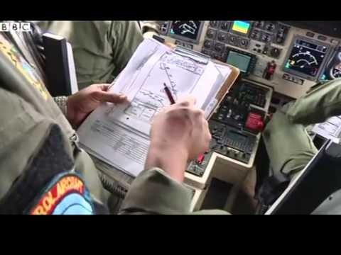 GJENDEN DY PJESE TE MEDHA TE AVIONIT TE “AIR ASIA” NE 30 METRA THELLESI NE DETIN E JAVES LAJM