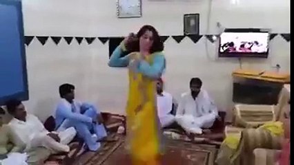 Desi girl song dance HQ performance