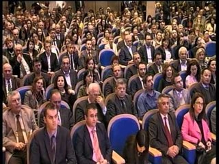 KRYEMINISTRI EDI RAMA U BEN APEL QYTETAREVE TE DENONCOJNE KORRUPSIONIN LAJM