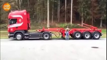 Uzayıp kısalan ve katlanan tır