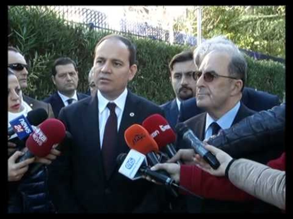 NISHANI E META NE AMBASADEN FRANCEZE,“MBROJME VLERAT E QYTETERIMIT,NE KRAH TE FRANCES” LAJM