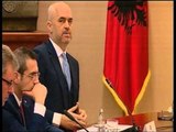 NISHANI TRYEZE ME KRERET E SIGURISE, “JEMI TE EKSPOZUAR NDAJ RREZIKUT TERRORIST” LAJM