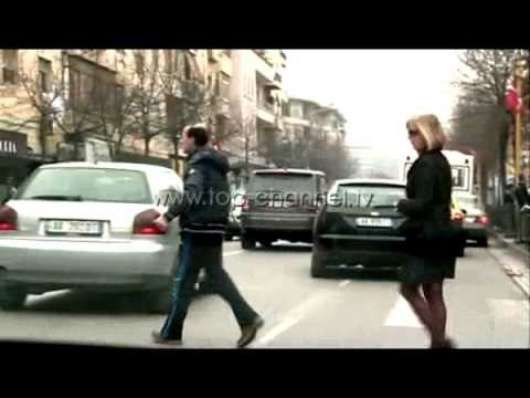Rruga, aty ku shkelen rregullat - Pa koment - Top Channel Albania - News - Lajme