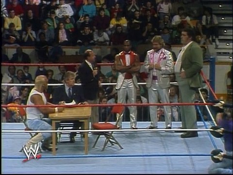 WWF Royal Rumble 1988 - Hulk Hogan & Andre The Giant Contact Signing