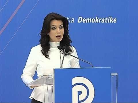 KOORDINATORJA E PD DUMA FTON QYTETARET TE HENEN NE PROTESTE PER ÇMIMIT TE NAFTES LAJM