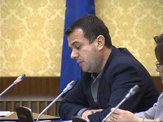 EMERIMET NE ADMINISTRATE SHKAKTOJNE PERPLASJE NE KOMISIONIN HETIMOR LAJM