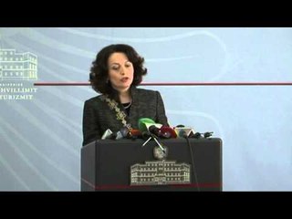 TRAJTIM FINANCIAR PER BANORET QE PREKEN NGA RRUGA FIER - VLORE
