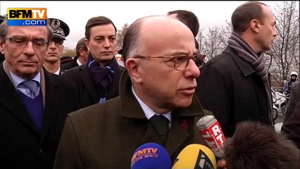 Bernard Cazeneuve: "1.000 personnes empêchées d'entrer" en France