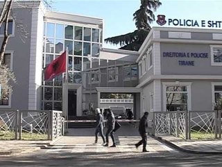 HETIMET PER ARKIMED LUSHEN,DYSHOHET TE JETE NE ZVICER,RREZIKON 5 VJET BURG LAJM