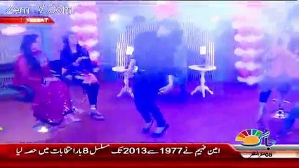 Qandeel Baloch Vulgur Dance In a Live Show