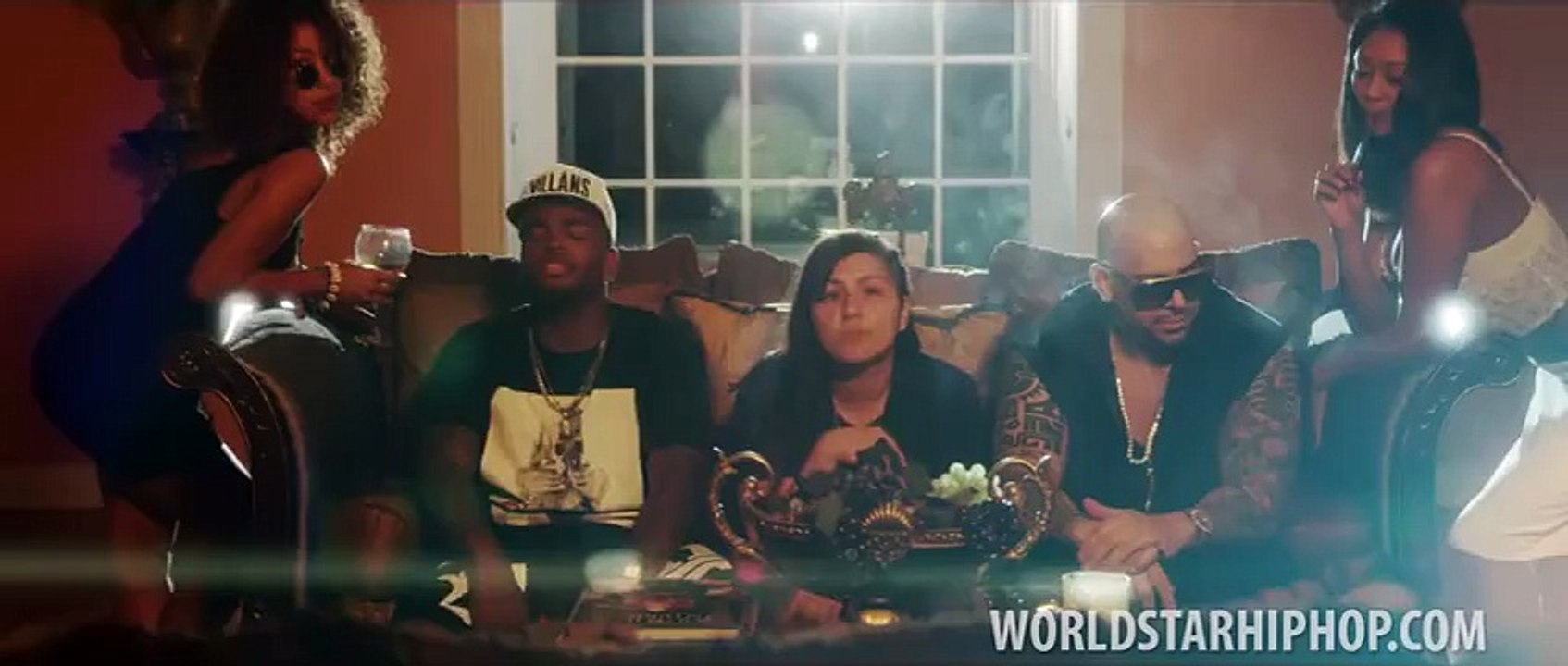 Mally Mall 2 Piece feat. Migos & Rayven Justice...