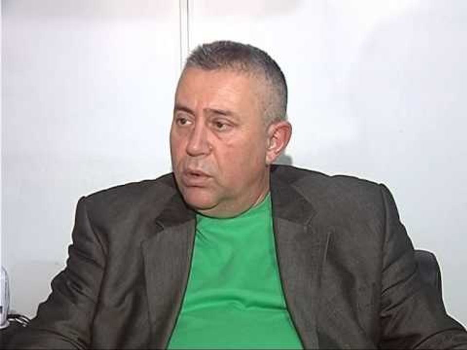 SHITJA E KARTAVE TELEFONIKE DUHET TE NDALOHET NGA POLICIA, JO NGA AKEP LAJM