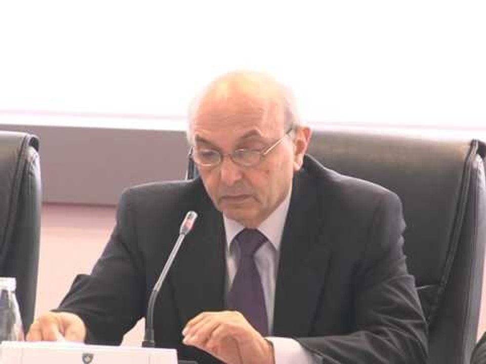 ISA MUSTAFA FLET PER EMIGRANTET “PO PERPIQEMI TE NDRYSHOJME MENTALITETIN” LAJM