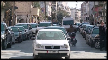 QYTETARËT E TIRANËS TË TRONDITUR NGA KONCENSIONET PËR PARKIMET