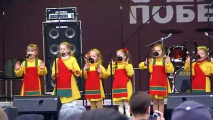 оранжевая песенка на 9 мая в Риге