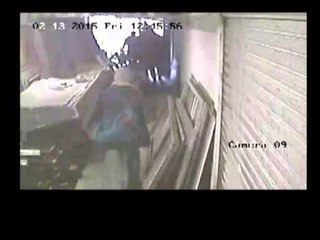 PRANGOSET SHEFI I SIGURISE SE FILIALIT TE BANKES SE GRABITUR DHE SHOQERUESI I PARAVE LAJM