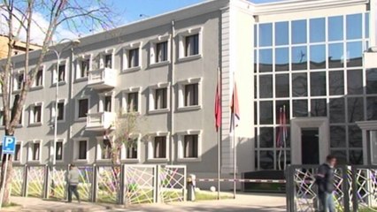 FLET NJE NGA VRASESIST ME PAGESE, TREGON 4 KRIME