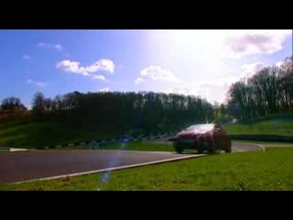 Honda CIVIC type-R versus CBR1000