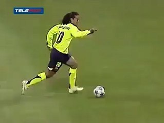 Average Ronaldinho Gaúcho Skills...