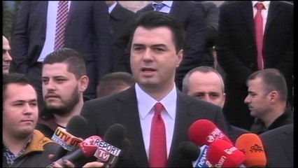 Shqipëria shtet! Politika feston, e ndarë, 103-vjetorin e Pavarësisë