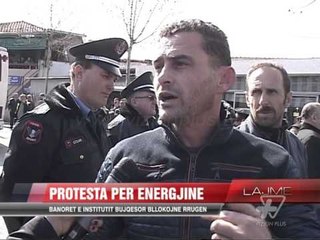 Kamëz, protesta për energjinë - News, Lajme - Vizion Plus