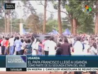 Papa Francisco visita santuarios anglicano y católico en Uganda.