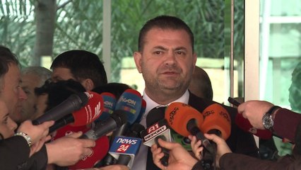 AKUZAT BOMBE TE TOM DOSHIT