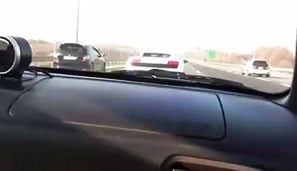 Lamborghini leva corda de dois Hondas na Turquia!!!