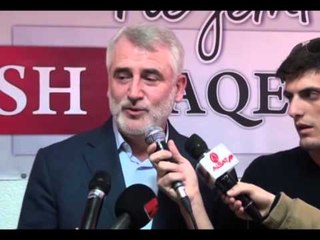 MENDUH THAÇI KA BISEDUAR ME GRUEVSKIN PER PERFSHIRJE NE QEVERINE MAQEDONE LAJM