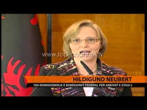 Dosjet, detyrim ndaj atyre që vuajtën regjimin e shkuar - Top Channel Albania - News - Lajme