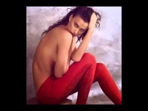 SHOWBIZZ,PENELOPE CRUZ ME E BUKURA NE BOTE SIPAS “ESQUIRE”,IRINA SHAYK MAHNIT KINEN LAJM