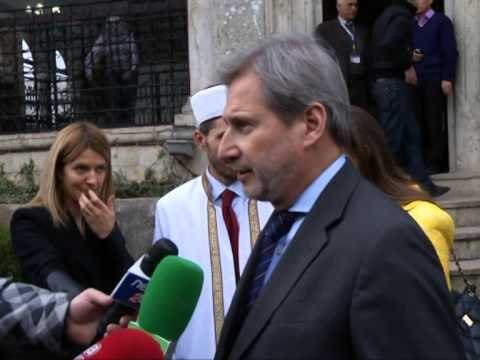 KOMISIONERI HAHN NE TIRANE SOT MBLEDHJA E PERBASHKET MES SHQIPERISE DHE BE LAJM