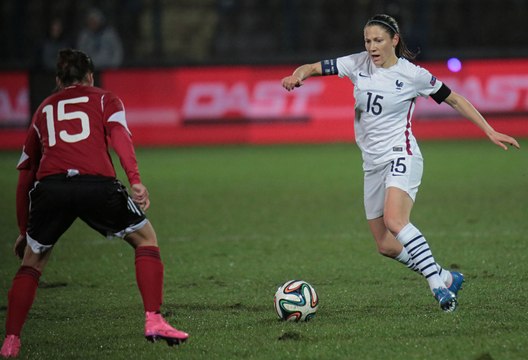 Equipe de France Féminine : le cap des 150 sélections pour Elise Bussaglia !