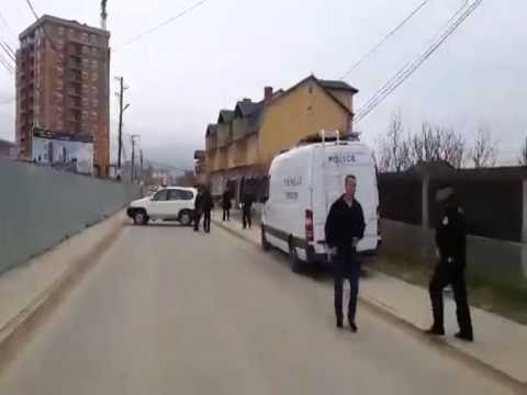 VRITET NJE POLIC NE NJE LAGJE TE PRISHTINES ISHTE HETUES PER KRIMIN EKONOMIK LAJM