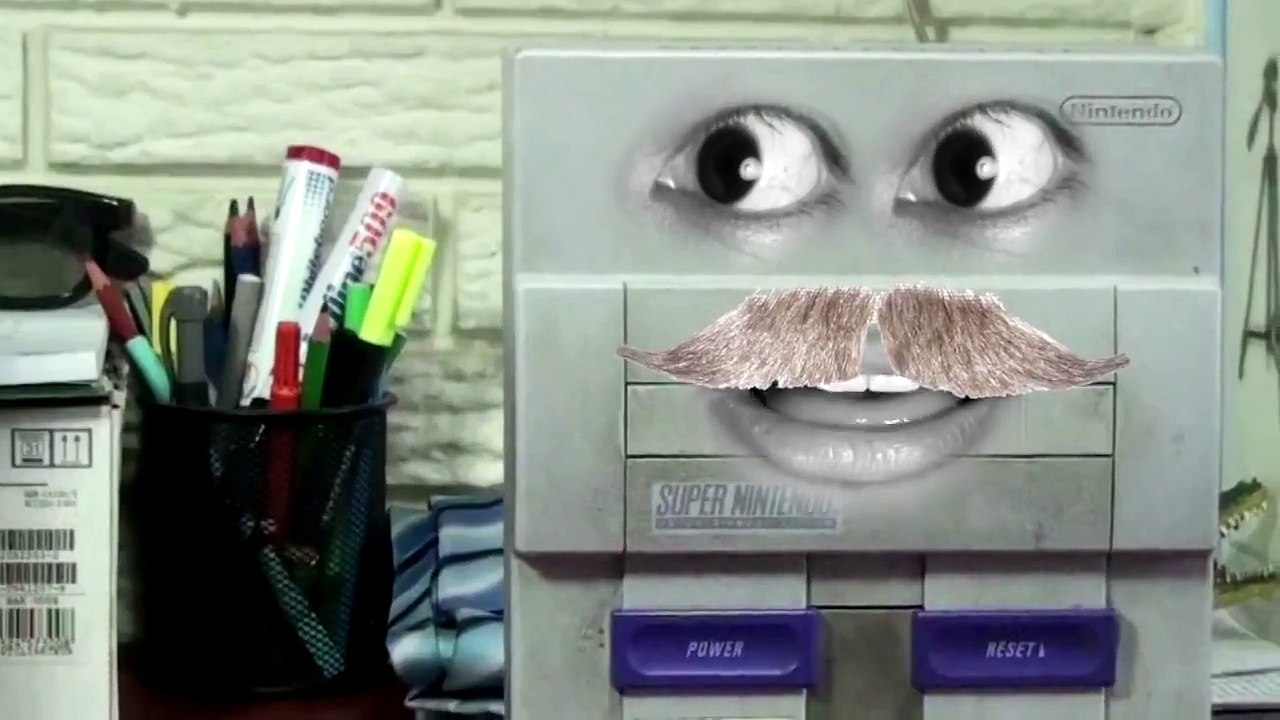 PlayStation 4 // Cortometraje (trailer) (Guerra de consolas)