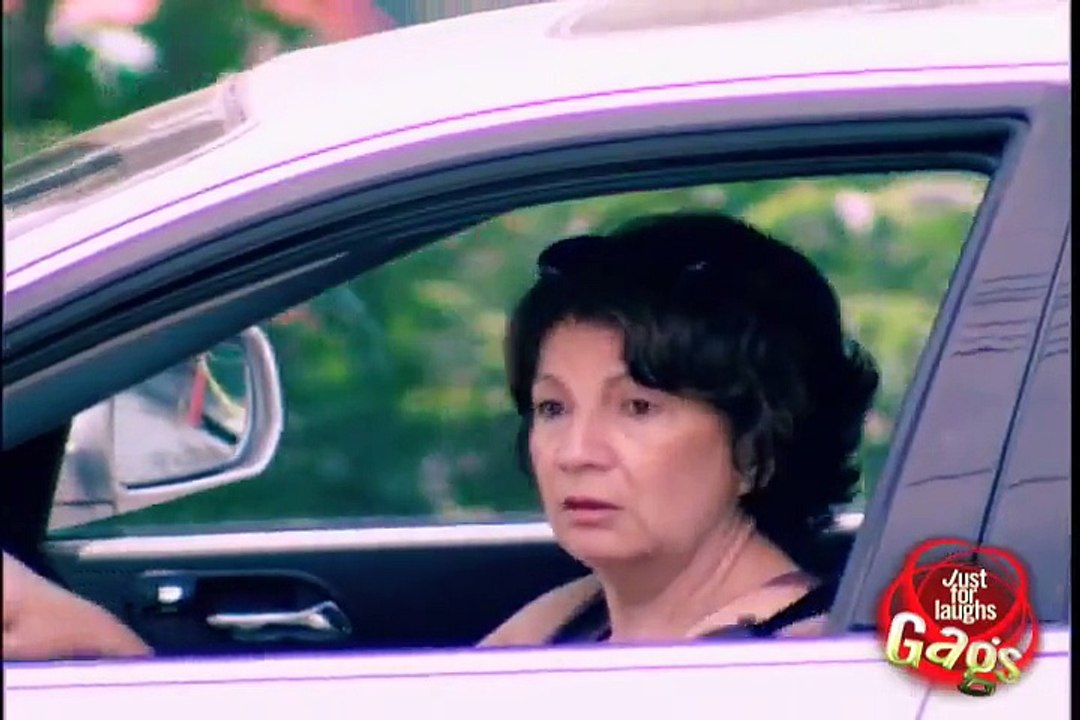 Bowling Ball Breaks Foot Gag