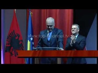 Rama "Qytetar Nderi" në Ulqin - Top Channel Albania - News - Lajme