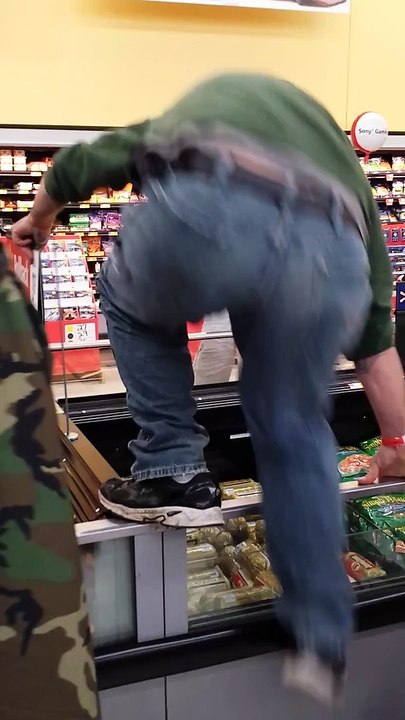 Black Friday coos bay walmart