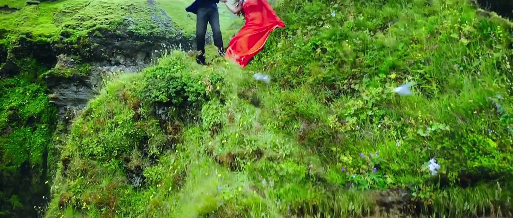 Gerua - Shah Rukh Khan  Kajol  Dilwale  Pritam  SRK Kajol Official New Song Video 2015