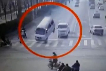 Mysterious Force Knocks Down Cars & Vans - China