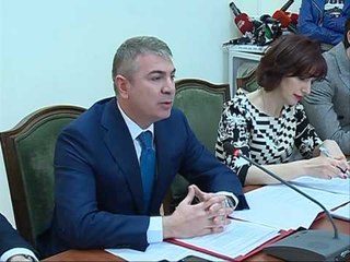 AKBN ZBARDH SKANDALIN PER “BANKERS” PER FSHEHJEN E 300 MILION DOLLAREVE LAJM