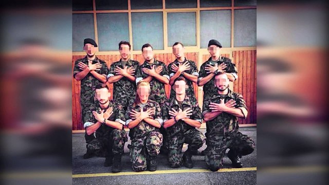 USHTARET ZVICERIANE POZOJNE ME FLAMURIN SHQIPTAR