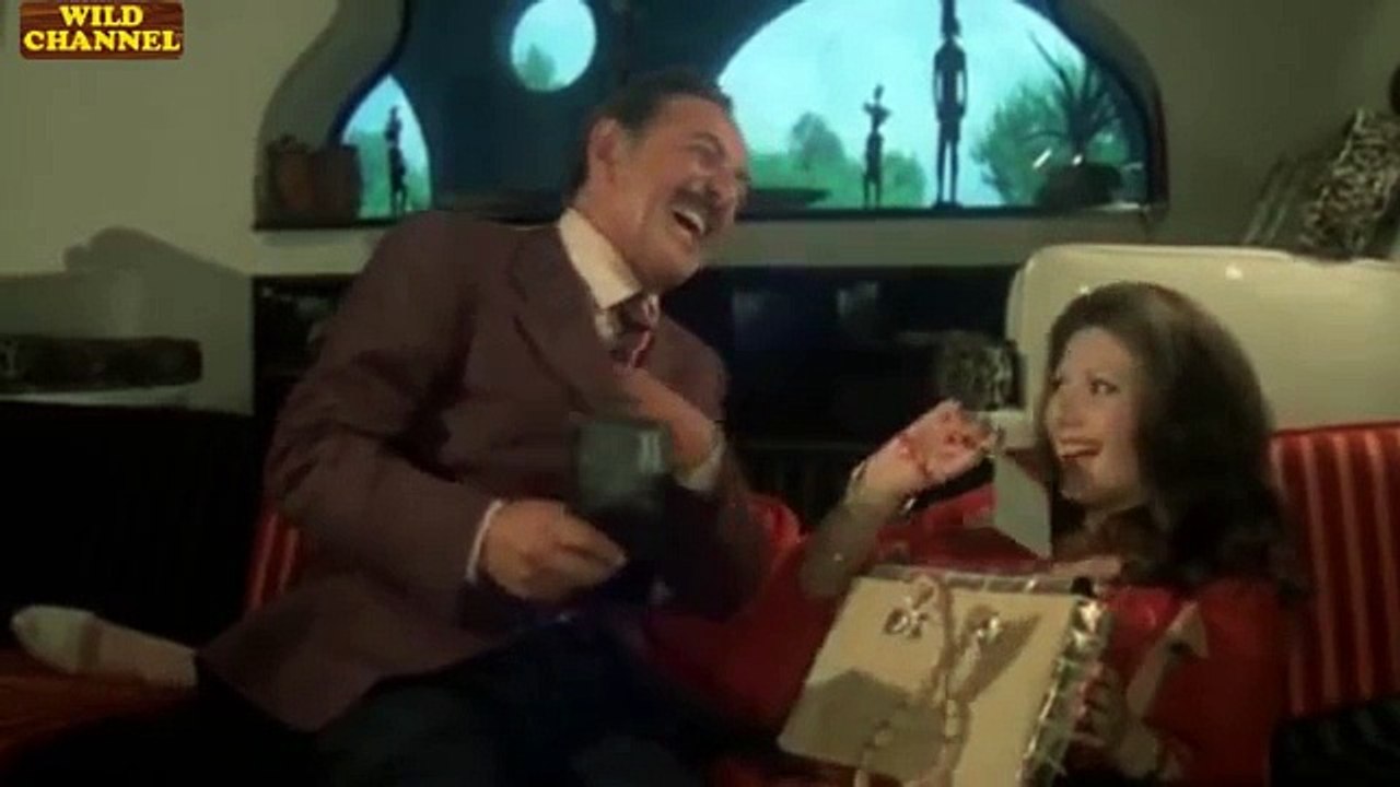 Edwige Fenech in -La Pretora- (1976)